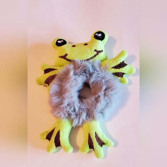 3 Pack Of Scrunchies Frog, Cat, Panda New - Picture 6 of 6